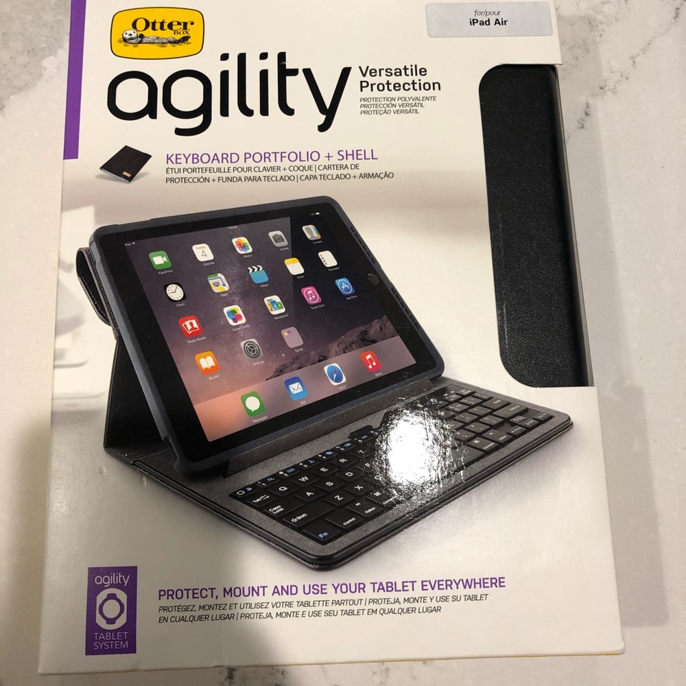 OtterBox Agility keyboard portfolio + shell iPad